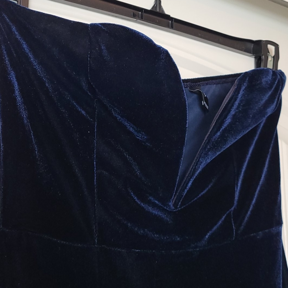 Windsor Formal dress - Picture 5 of 9